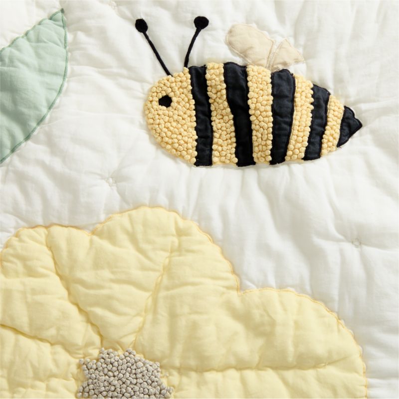 Flora Applique Organic Cotton Baby Crib Quilt - image 6 of 8