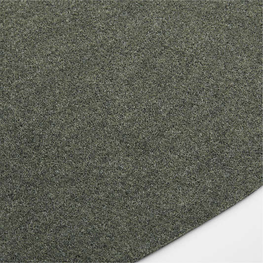 Oval Grape Leaf Felt Placemat