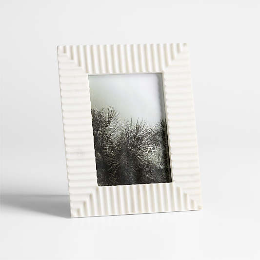 Fluted White Marble 5x7 Picture Frame