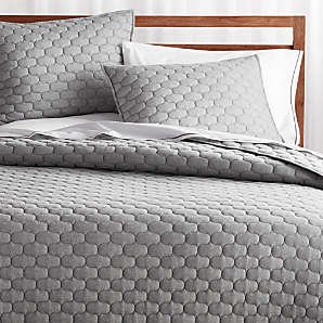 Quilts Coverlets Crate And Barrel, King Size Bed Quilts