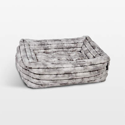 Franklin Silver Fox Fur Large Dog Bed