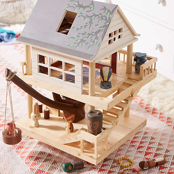 Crate and kids store dollhouse