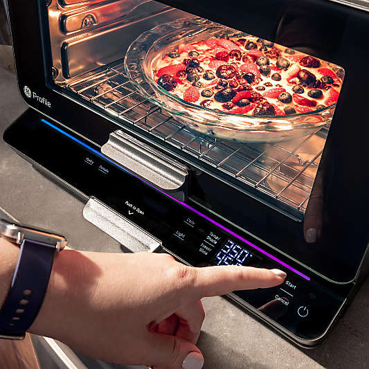 GE Profile ™ UltraFast Smart Air Fry Oven