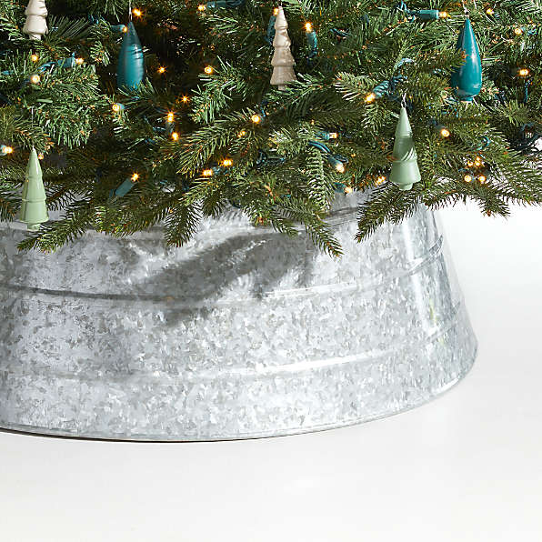 Christmas Tree Skirts Tree Collars Tree Toppers 2021 Crate And Barrel Canada Christmas Tree Skirts Tree Collars Tree Toppers 2021 Crate And Barrel Canada