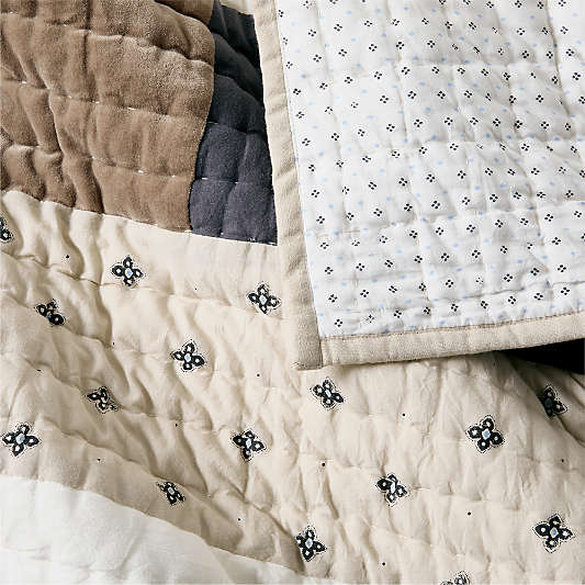 Gee's Bend Around The Bend Organic Cotton Taupe/Midnight Navy Quilt