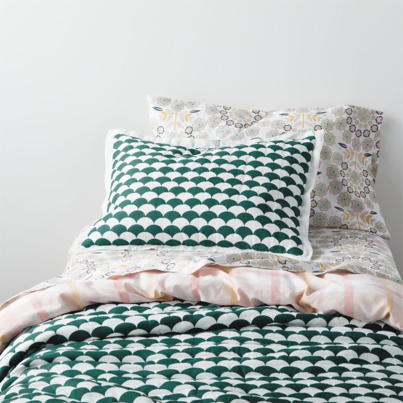 Geo-Fan Kids Organic Twin Teal Scallop Quilt