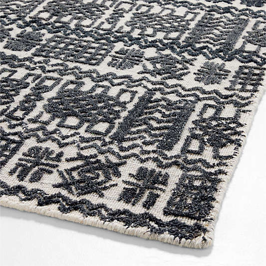 Girona Wool Ivory and Black Area Rug 10'x14'