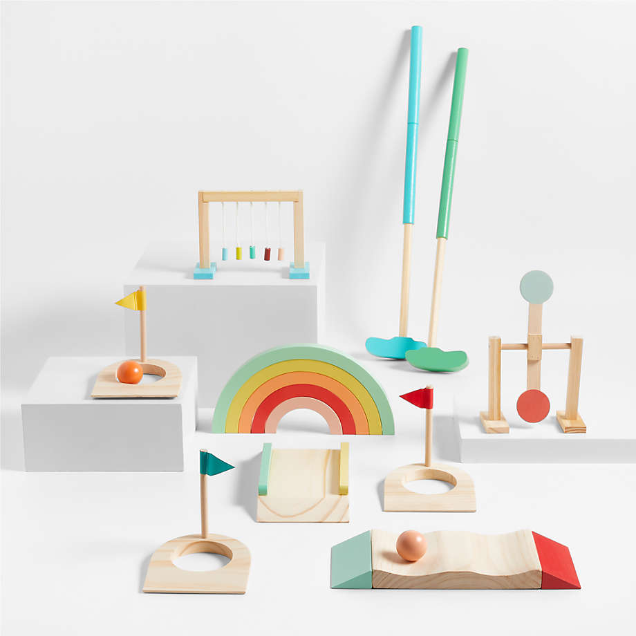 Wonder and Wise Good Wood Kids Mini Golf Set + Reviews | Crate & Kids