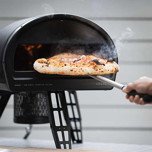 Gozney Roccbox Black Outdoor Portable Pizza Oven