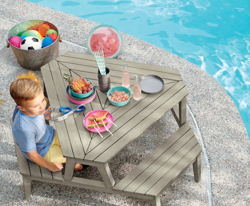 Kids Sand and Water Table - image 5 of 10