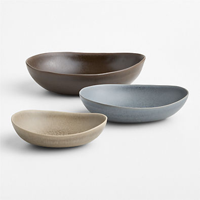 View Grove Stoneware Serving Bowls, Set of 3 details