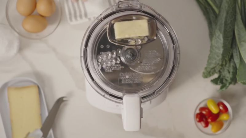 Play Cuisinart ® White 7-Cup Food Processor - video 1 of 1