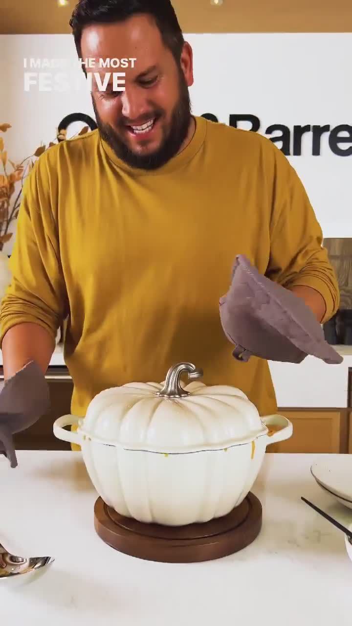 Play Le Creuset ® White Pumpkin Cocotte - video 1 of 1