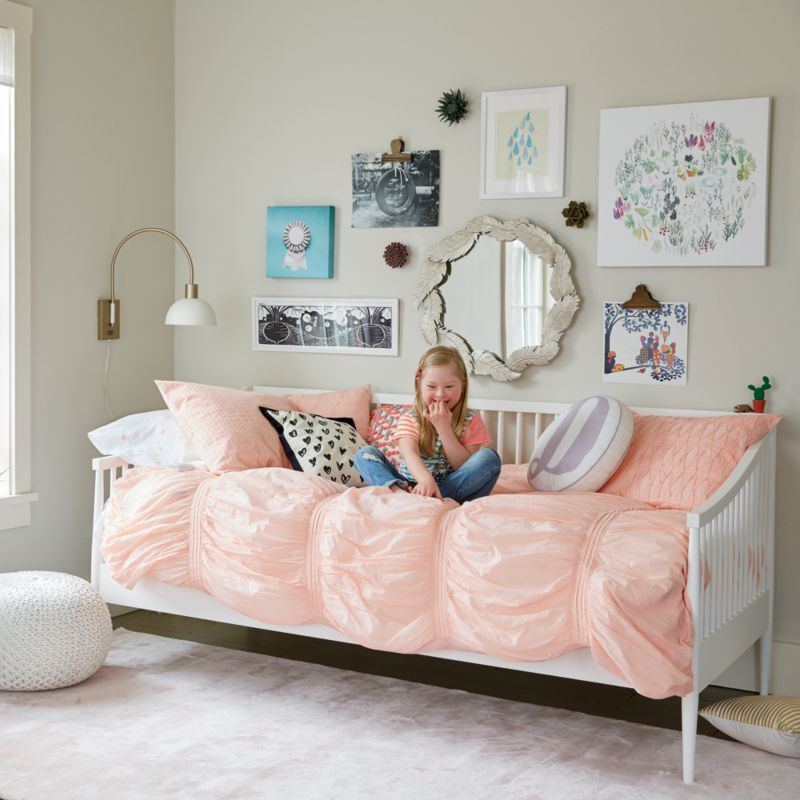 Hampshire Spindle White Wood Kids Daybed - image 7 of 14