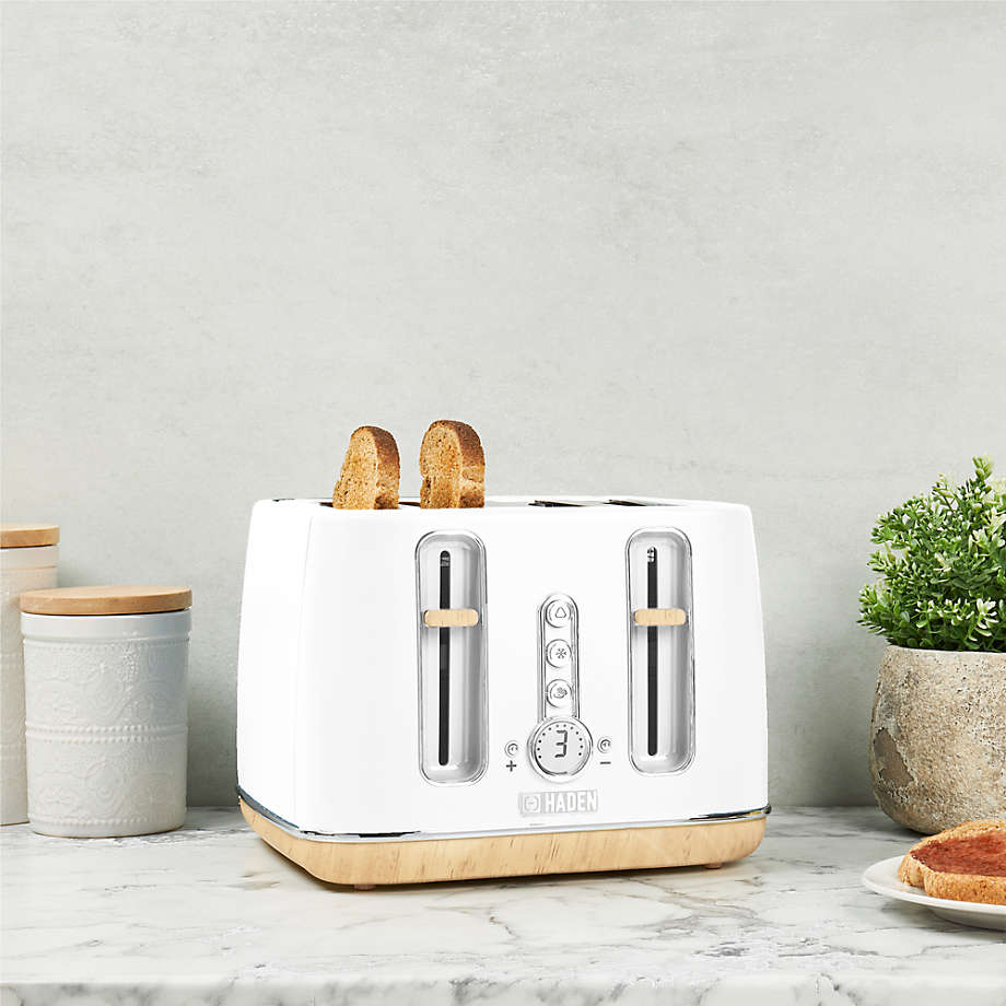 White 4 slice 2025 toaster and kettle set