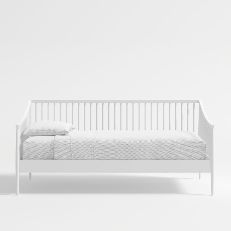 Hampshire Spindle White Wood Kids Daybed Frame + Reviews 