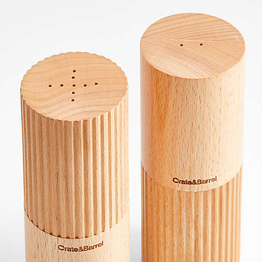 Hanno Fluted Wooden Salt & Pepper Shaker Set