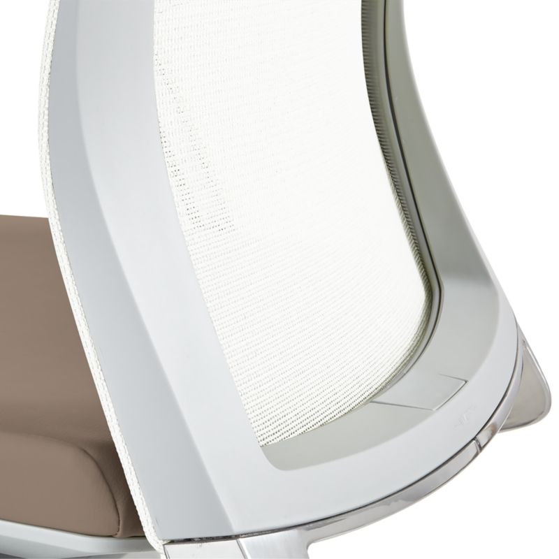 Haworth® Very® Mesh Elephant Desk Chair - image 4 of 7