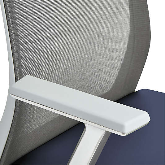 Haworth® Very® Mesh Pacific Desk Chair