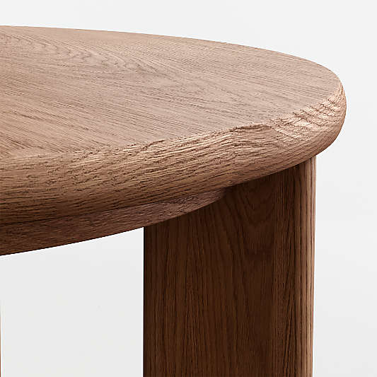 Hearth 49"-71" Oak Round Extendable Dining Table