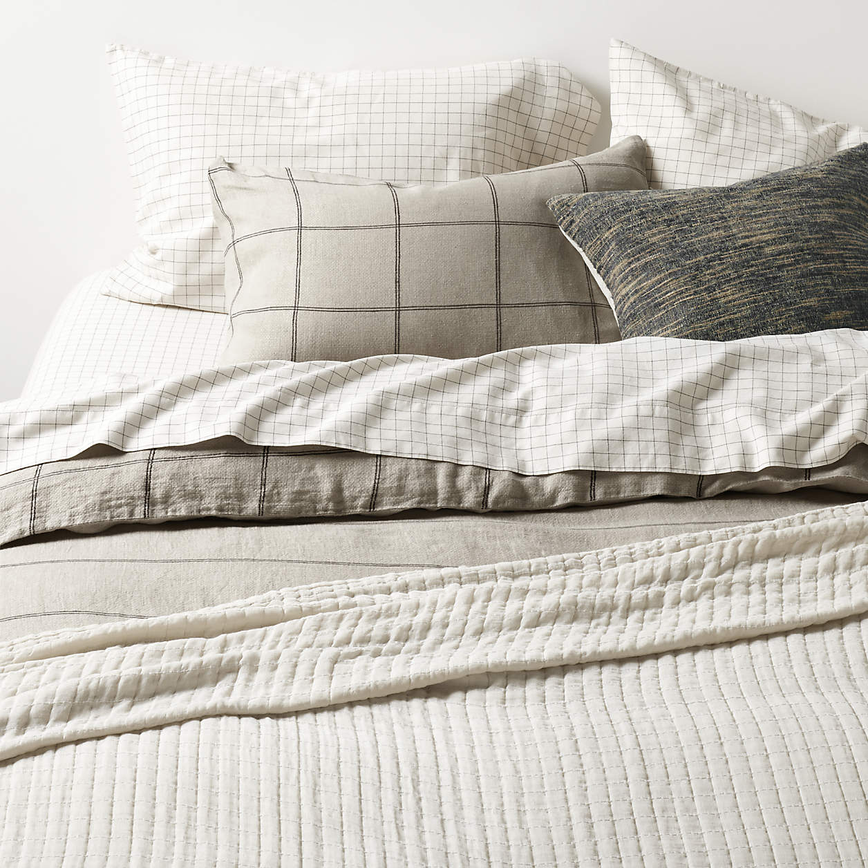 Bedding Arrangement Natural Hemp and Organic Cotton Crate & Barrel
