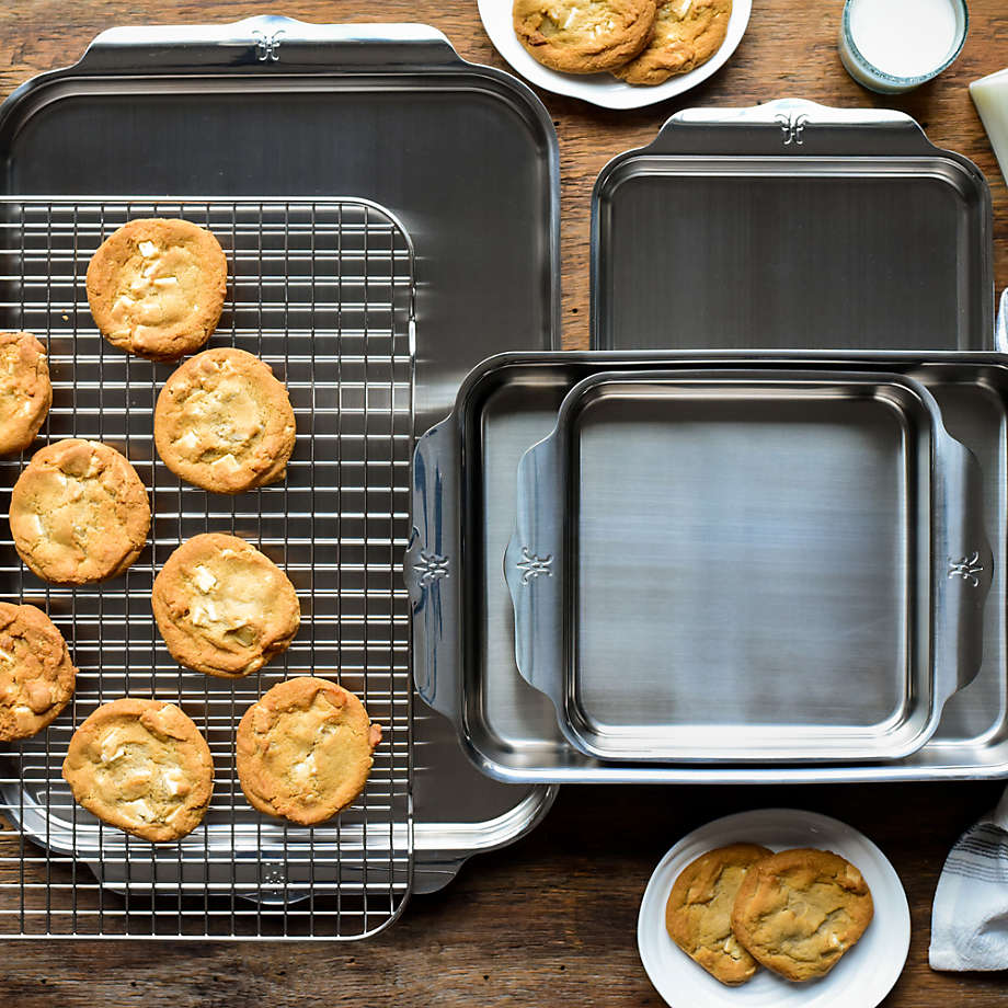 OvenBond Tri-ply Quarter Sheet Pan with Rack