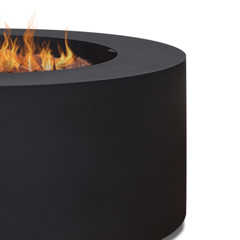 Highlands Black Metal Round Outdoor Natural Gas and Propane Fire Pit Table