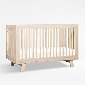 What to look for in a baby outlet crib