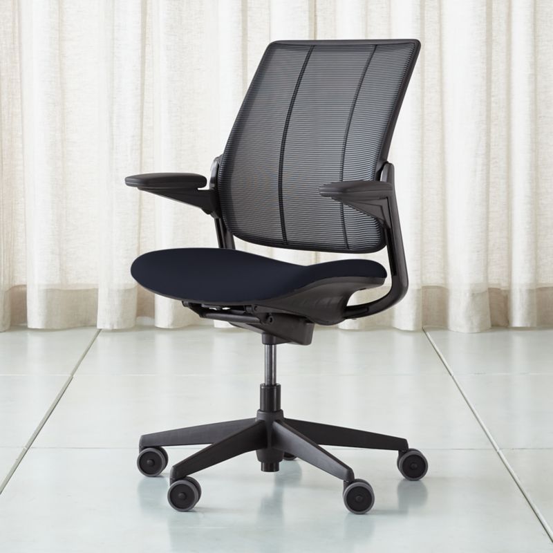 Humanscale Navy Smart Ocean Task Chair + Reviews | Crate & Barrel