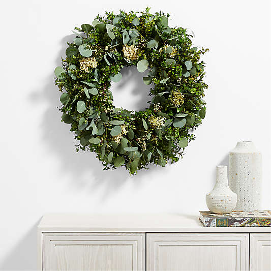 Live Hydrangea Berry Wreath 26"