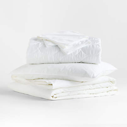 Down-Alternative Lightweight Queen Bedding Insert Bundle with Soft Pillows and Protectors