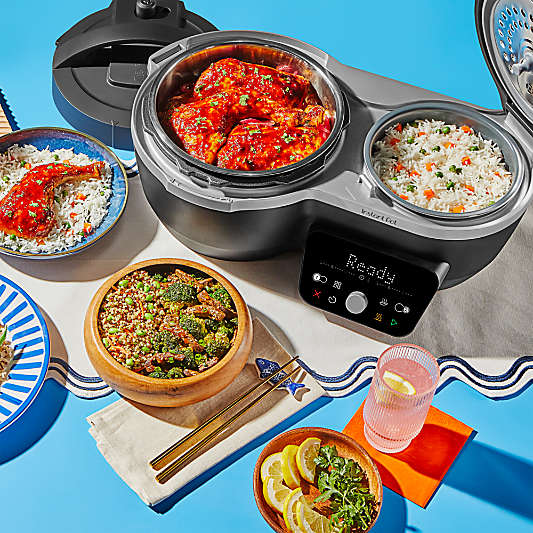 Instant Pot® 4-Qt. and 2-Qt. Dual Action Multi-Cooker in Black