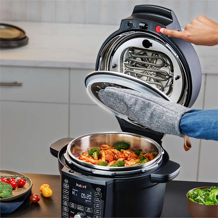 instant pot pressure cooker plus air fryer