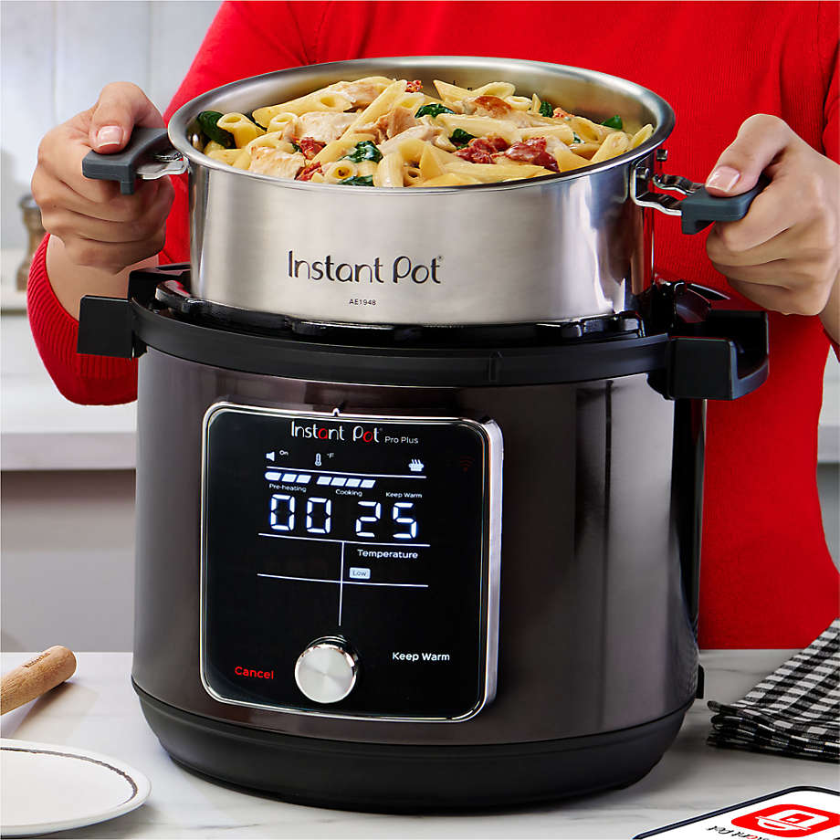 KitchenAid 6-Qt. Slow Cooker Crock Pot + Reviews | Crate & Barrel