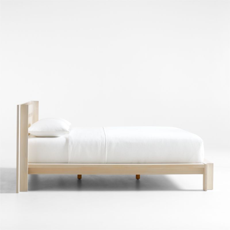 Inyo White Pine Wood Queen Bed