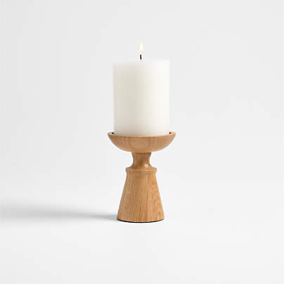Izumo Small Oak Pillar Holder 4.4"