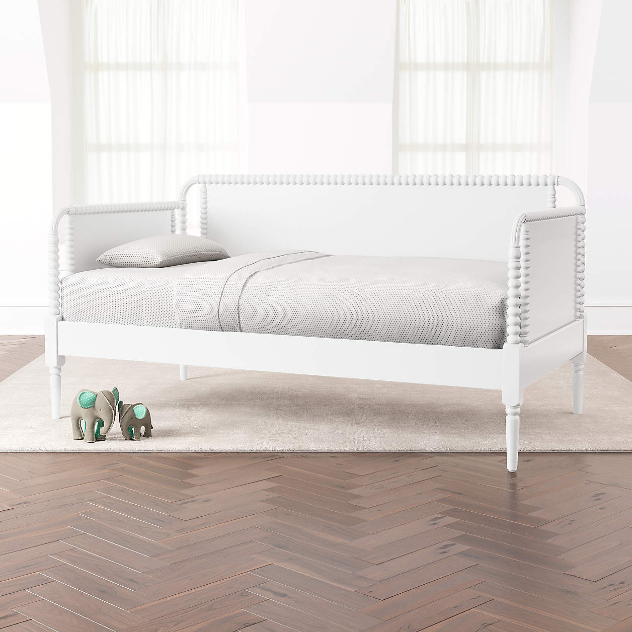 Jenny Lind White Daybed + Reviews Crate & Kids