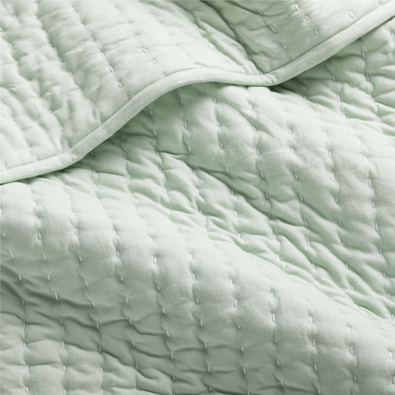 Green baby quilt outlet