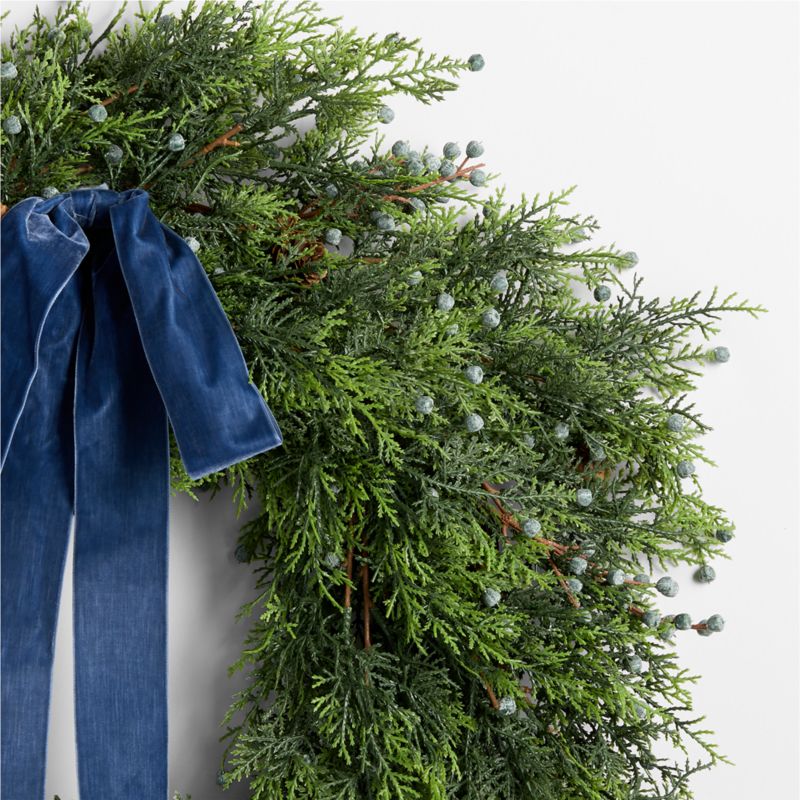 Faux Juniper Berry Holiday Wreath 28" - image 3 of 5