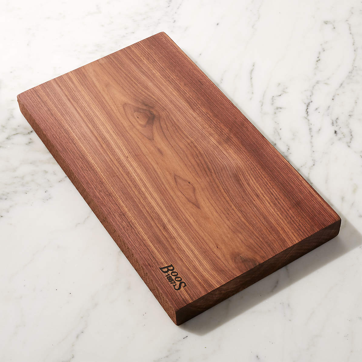 Cutting board with natural wood edge - WestTree