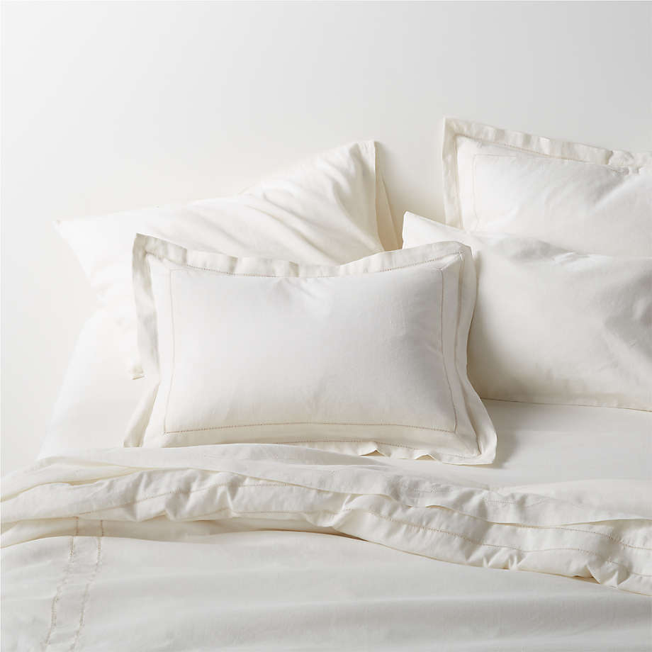 https://cb.scene7.com/is/image/Crate/JudeCttnLnFQDvtGrpFSSS23/$web_pdp_main_carousel_med$/221129164007/jude-cotton-linen-duvet-covers-and-bed-pillow-shams-by-jake-arnold.jpg
