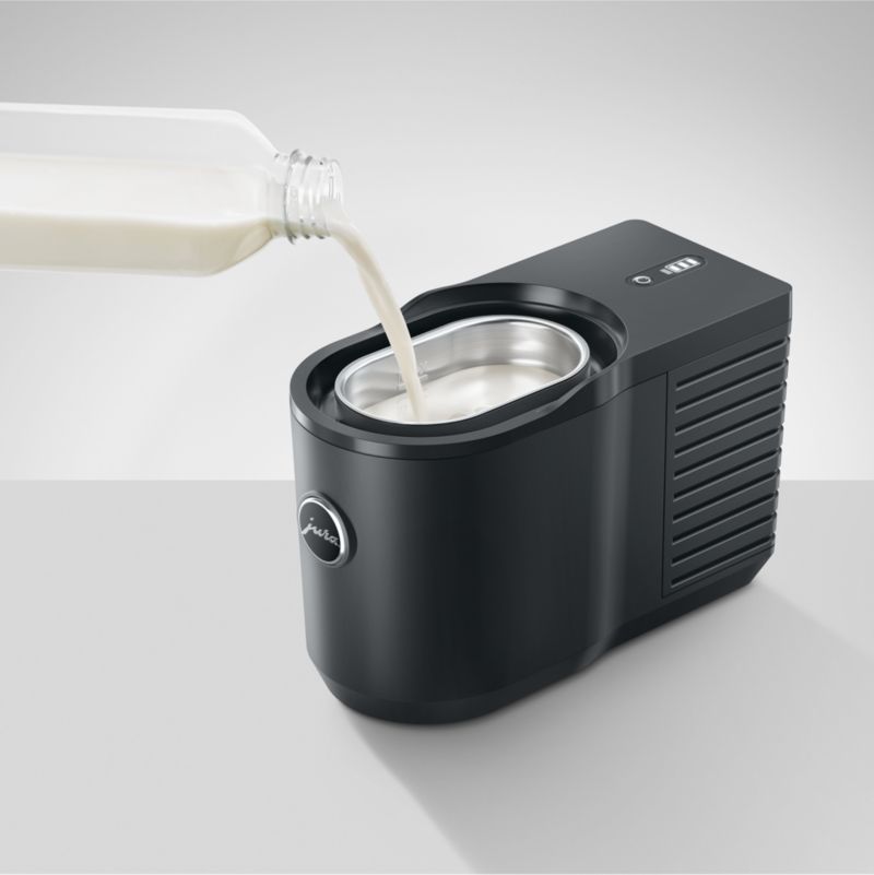 JURA ® Black 20-Oz. Cool Control Milk Cooler - image 2 of 7