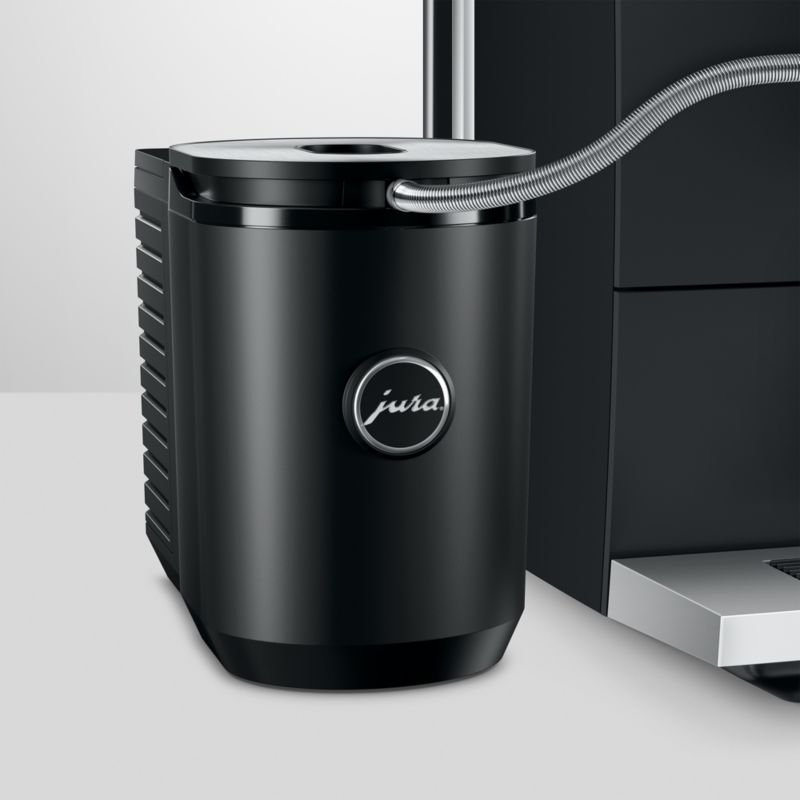 JURA ® Black 20-Oz. Cool Control Milk Cooler - image 5 of 11