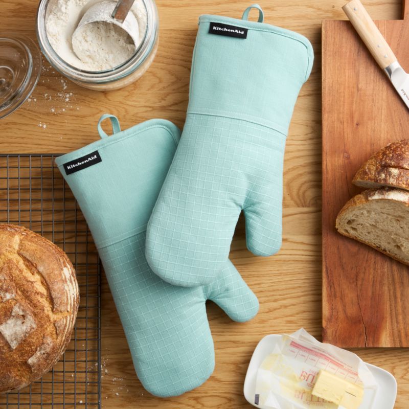 KitchenAid Gourmet Series Mineral Water Gridlines 2-Pack Oven Mitt Set - image 1 of 4