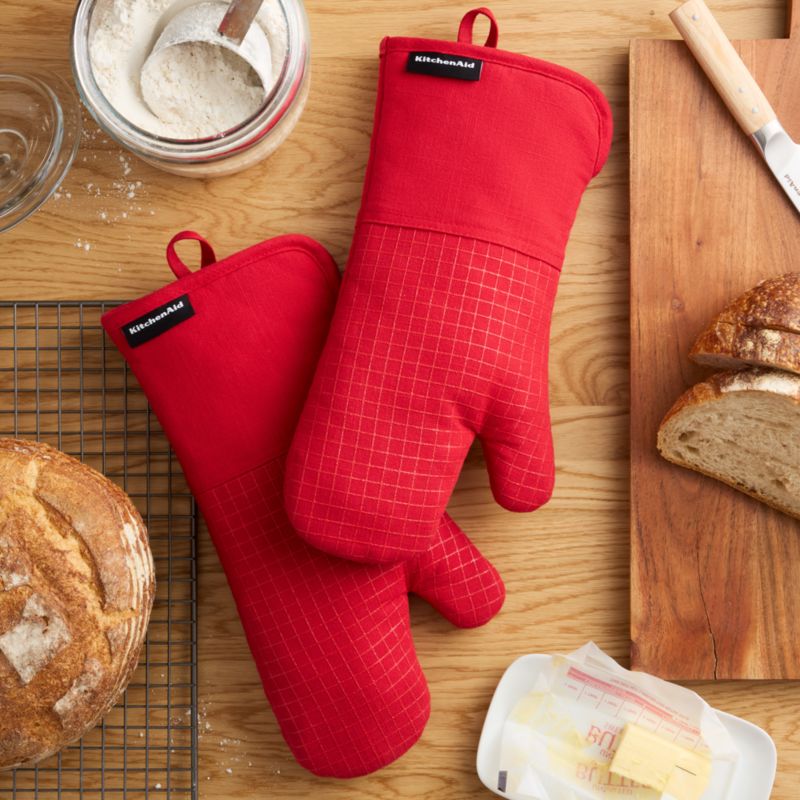 KitchenAid Gourmet Series Passion Red Gridlines 2-Pack Oven Mitt Set - image 1 of 4