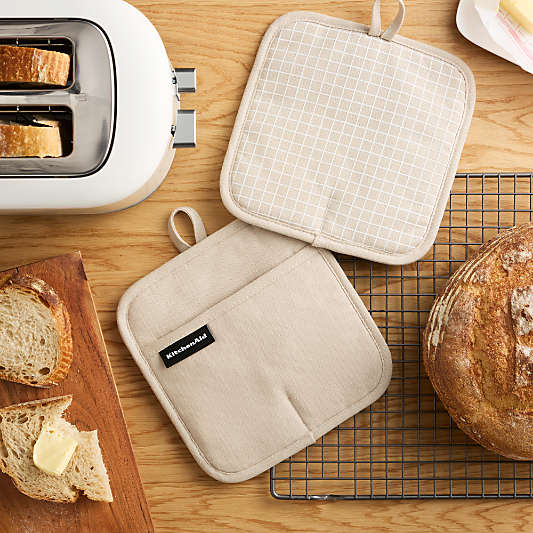 KitchenAid Gourmet Series Milkshake Gridlines 2-Pack Potholder Set