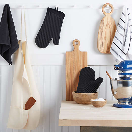 KitchenAid Onyx Black Ribbed Soft Silicone Oven Mitts, Set of 2