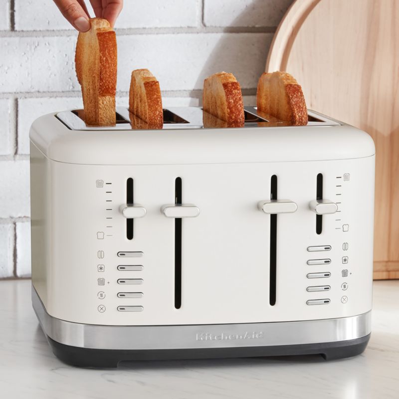 KitchenAid 4 Slice Toaster in Porcelain White Reviews Crate Barrel