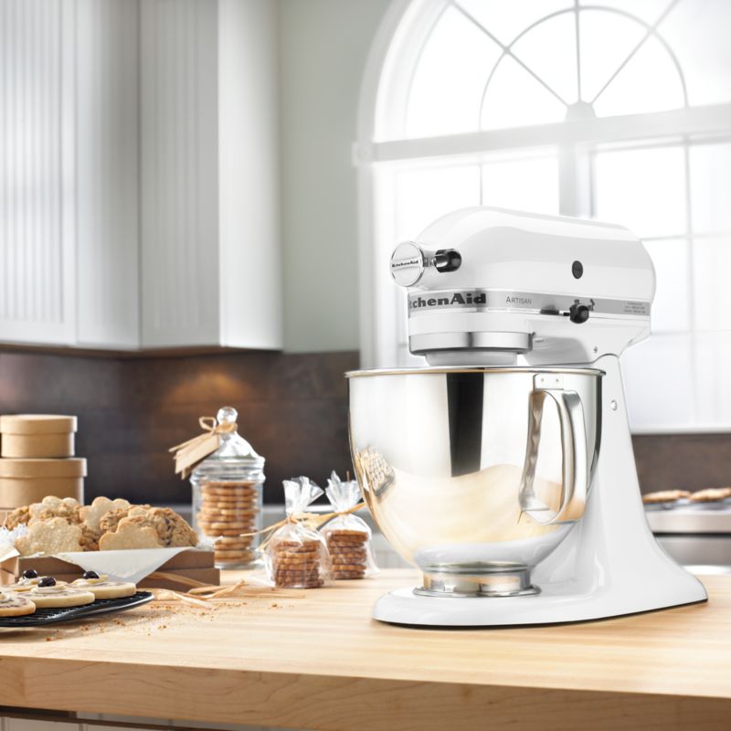 KitchenAid Artisan Series Matte Milkshake White 5-Quart Tilt-Head Stand  Mixer + Reviews, Crate & Barrel Canada