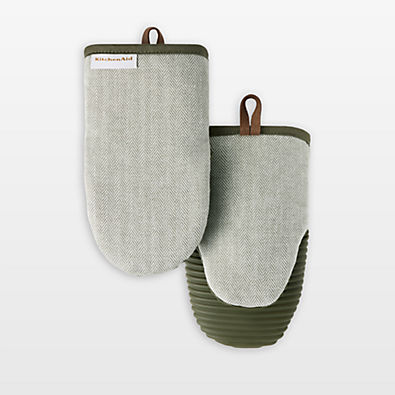 View KitchenAid Design Series Mini Oven Mitts, Set of 2 details